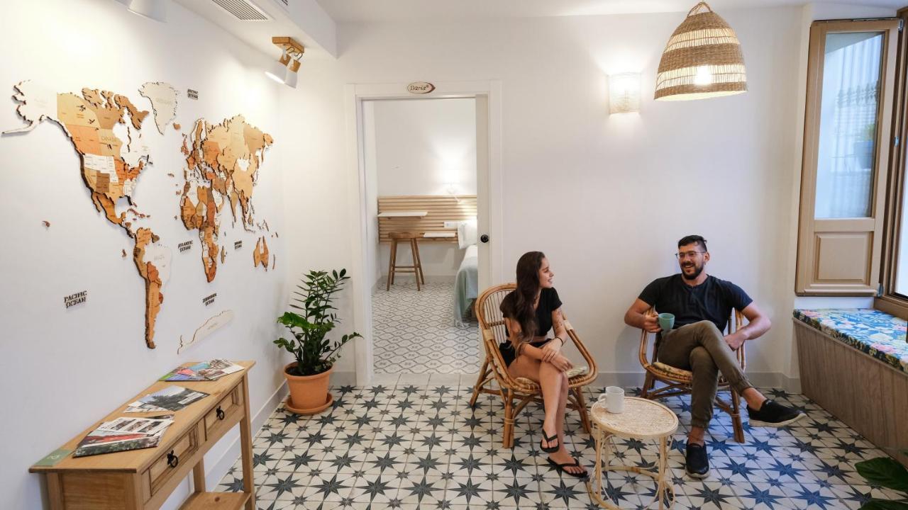 Veranera Hostel エステポナ エクステリア 写真